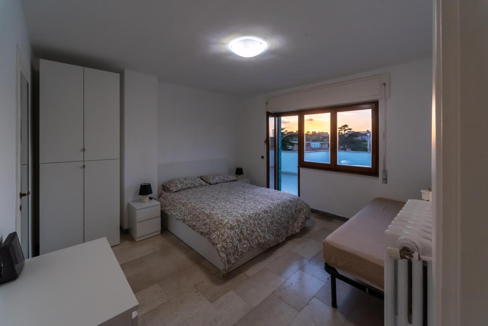 Eur - Penthouse Leilighet Roma Eksteriør bilde