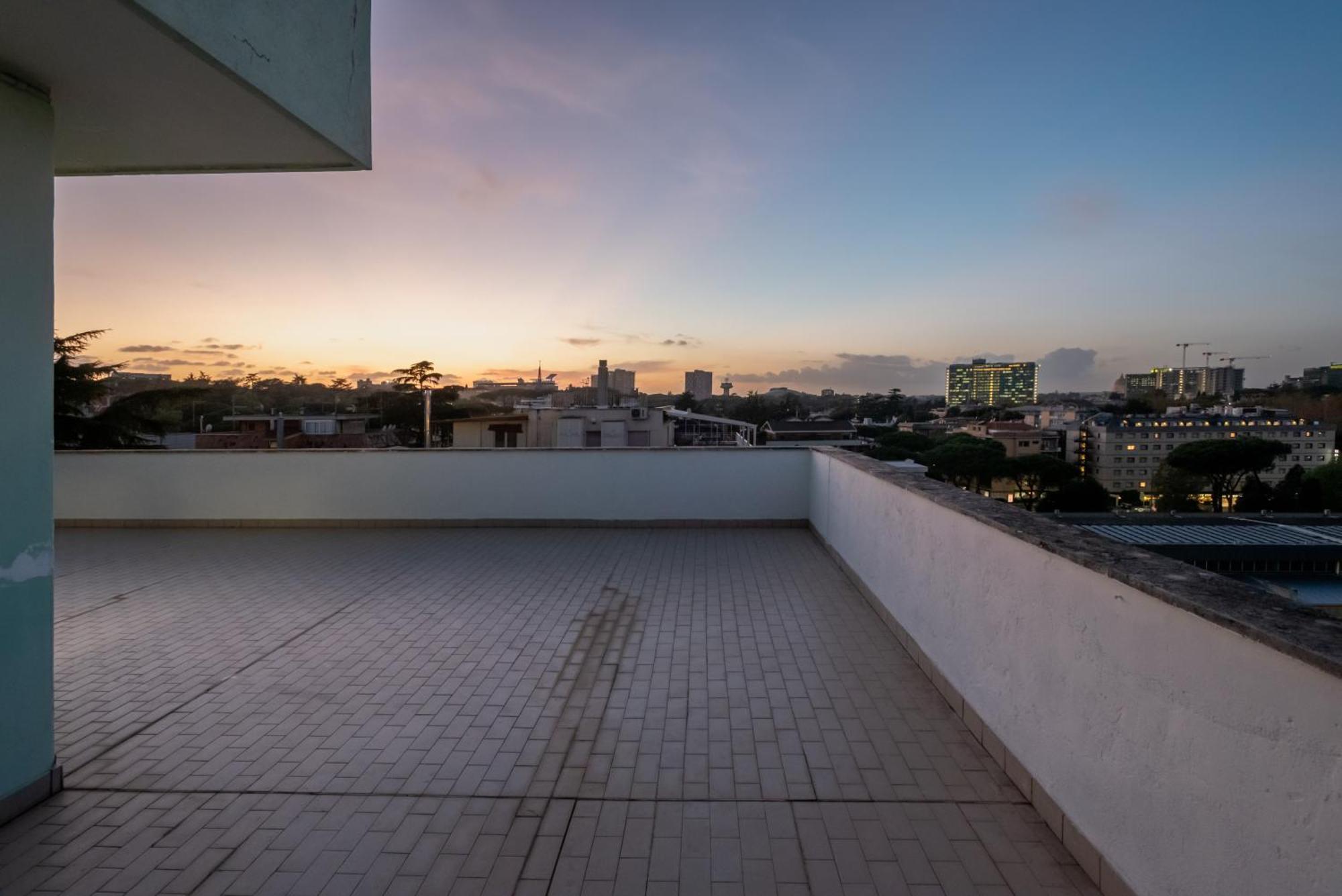 Eur - Penthouse Leilighet Roma Eksteriør bilde